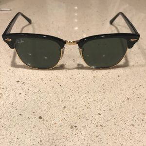 Ray Ban Clubmaster Sunglasses Black